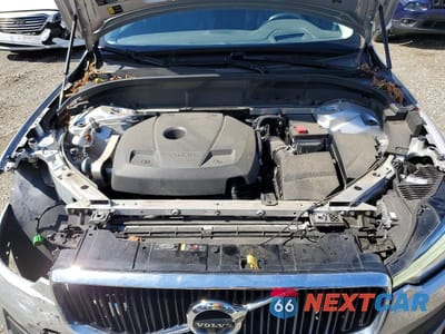 Zdjęcie 12 z 13 samochodu: 2021 VOLVO XC60 T5 MOMENTUM VIN:YV4102RK9M1734427 - miniatura