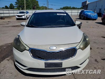 Piąte zdjęcie samochodu w środku: 2014 KIA FORTE LX VIN:KNAFK4A67E5145929 - miniatura