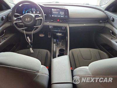 Zdjęcie 8 z 12 samochodu: 2025 HYUNDAI ELANTRA SEL SPORT VIN:KMHLM4DG9SU986345 - miniatura