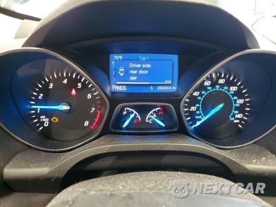 Zdjęcie 9 z 13 samochodu: 2015 FORD ESCAPE SE VIN:1FMCU0G70FUA15017 - miniatura