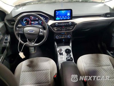 Zdjęcie 8 z 13 samochodu: 2021 FORD ESCAPE SE VIN:1FMCU0G66MUA51783 - miniatura