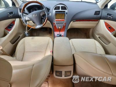 Zdjęcie 8 z 12 samochodu: 2011 LEXUS ES 350 VIN:JTHBK1EG2B2426759 - miniatura