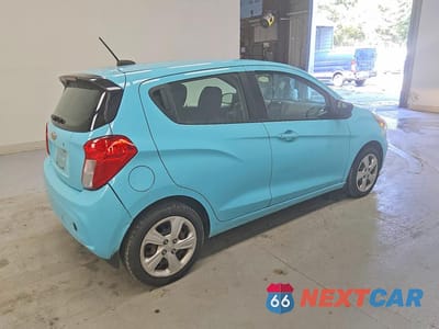 Trzecie zdjęcie samochodu z tyłu: 2021 CHEVROLET SPARK LS VIN:KL8CB6SA3MC724312 - miniatura