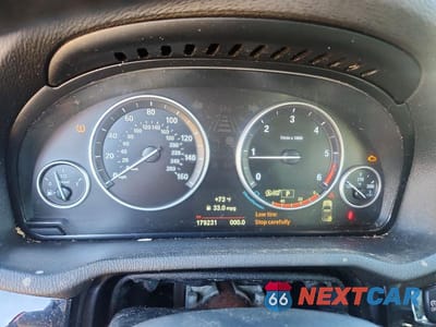 Zdjęcie 9 z 13 samochodu: 2015 BMW X3 XDRIVE28D VIN:5UXWY3C56F0E97481 - miniatura