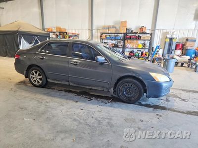 Czwarte zdjęcie samochodu z boku: 2004 HONDA ACCORD LX VIN:1HGCM563X4A076312 - miniatura