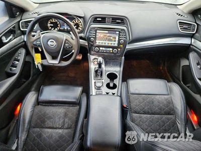 Zdjęcie 8 z 12 samochodu: 2017 NISSAN MAXIMA 3.5 SR VIN:1N4AA6AP5HC409028 - miniatura