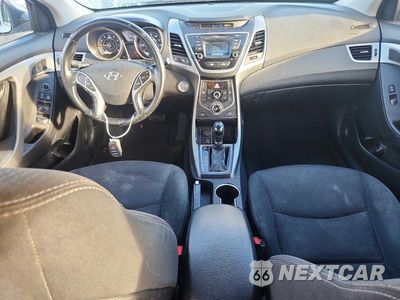 Zdjęcie 8 z 12 samochodu: 2016 HYUNDAI ELANTRA VALUE EDITION VIN:5NPDH4AE1GH785525 - miniatura
