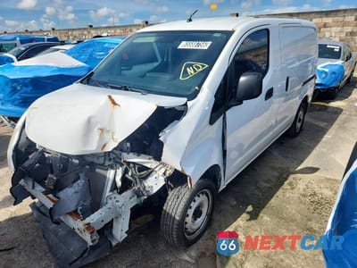 2015 NISSAN NV200 S 3N6CM0KN6FK728169 - główne zdjęcie licytacji z USA - miniatura