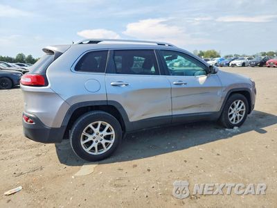 Trzecie zdjęcie samochodu z tyłu: 2016 JEEP CHEROKEE LATITUDE VIN:1C4PJLCB5GW339046 - miniatura
