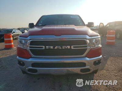 Piąte zdjęcie samochodu w środku: 2021 RAM 1500 BIG HORN/LONE STAR VIN:1C6SRFFT1MN642696 - miniatura