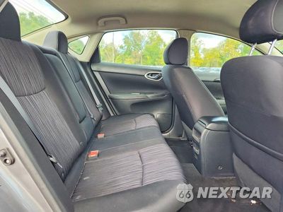 Zdjęcie 10 z 12 samochodu: 2017 NISSAN SENTRA SV VIN:3N1AB7AP6HY317546 - miniatura