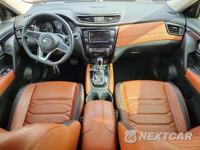 Zdjęcie 8 z 14 samochodu: 2019 NISSAN ROGUE SL VIN:5N1AT2MV2KC742734 - miniatura