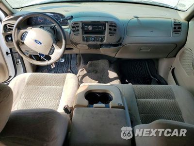 Zdjęcie 8 z 12 samochodu: 2002 FORD F150 SUPERCREW VIN:1FTRW07602KE34412 - miniatura
