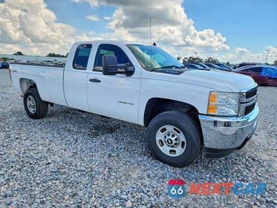 Czwarte zdjęcie samochodu z boku: 2011 CHEVROLET SILVERADO K2500 HEAVY DUTY VIN:1GC2KVCG5BZ465493 - miniatura