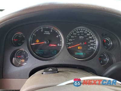 Zdjęcie 9 z 12 samochodu: 2011 GMC SIERRA K2500 SLT VIN:1GT121C80BF209311 - miniatura