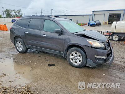 Czwarte zdjęcie samochodu z boku: 2014 CHEVROLET TRAVERSE LS VIN:1GNKRFED3EJ360479 - miniatura
