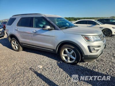 Czwarte zdjęcie samochodu z boku: 2017 FORD EXPLORER XLT VIN:1FM5K8D84HGC32081 - miniatura