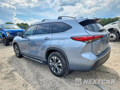 Drugie zdjęcie samochodu z przodu: 2022 TOYOTA HIGHLANDER XLE VIN:5TDGZRAH0NS136193 - miniatura