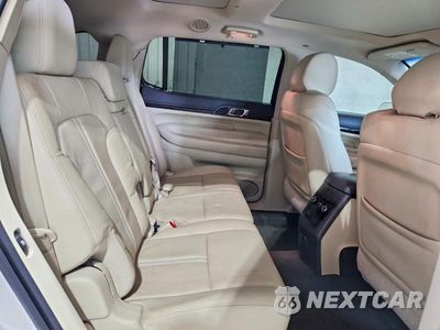 Zdjęcie 11 z 14 samochodu: 2018 LINCOLN MKT VIN:2LMHJ5AT3JBL00038 - miniatura