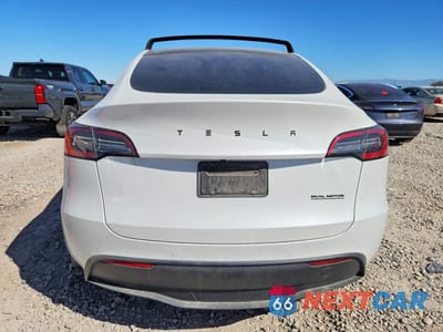 Zdjęcie 6 z 13 samochodu: 2021 TESLA MODEL Y VIN:5YJYGAEE6MF188751 - miniatura