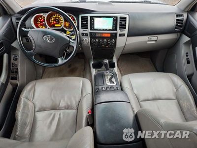 Zdjęcie 8 z 12 samochodu: 2005 TOYOTA 4RUNNER LIMITED VIN:JTEBT17R750047958 - miniatura