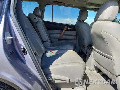 Zdjęcie 10 z 12 samochodu: 2008 TOYOTA HIGHLANDER HYBRID LIMITED VIN:JTEEW44A182004939 - miniatura