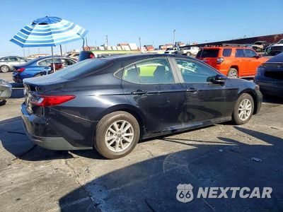 Trzecie zdjęcie samochodu z tyłu: 2025 TOYOTA CAMRY LE VIN:4T1DAACK4SU027808 - miniatura