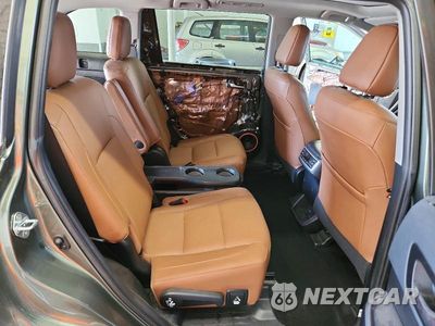 Zdjęcie 10 z 13 samochodu: 2019 TOYOTA HIGHLANDER HYBRID LIMITED PLATINUM VIN:5TDDGRFH3KS061082 - miniatura