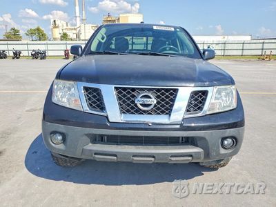Piąte zdjęcie samochodu w środku: 2017 NISSAN FRONTIER SV VIN:1N6DD0ER8HN740730 - miniatura