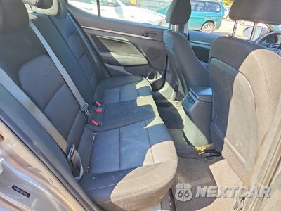 Zdjęcie 10 z 12 samochodu: 2018 HYUNDAI ELANTRA SEL VIN:5NPD84LFXJH278832 - miniatura