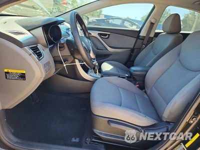 Zdjęcie 7 z 12 samochodu: 2013 HYUNDAI ELANTRA GLS VIN:KMHDH4AE3DU678201 - miniatura