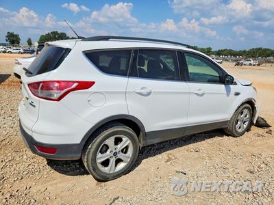 Trzecie zdjęcie samochodu z tyłu: 2015 FORD ESCAPE SE VIN:1FMCU0GX4FUA03355 - miniatura