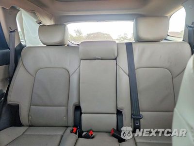 Zdjęcie 10 z 13 samochodu: 2017 HYUNDAI SANTA FE SE ULTIMATE VIN:KM8SRDHF1HU206913 - miniatura