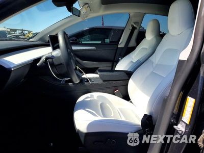 Zdjęcie 7 z 13 samochodu: 2024 TESLA MODEL Y VIN:7SAYGDEE6RF065642 - miniatura