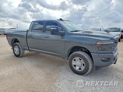 Czwarte zdjęcie samochodu z boku: 2026 RAM 2500 LARAMIE VIN:3C63R5FL4TG151609 - miniatura