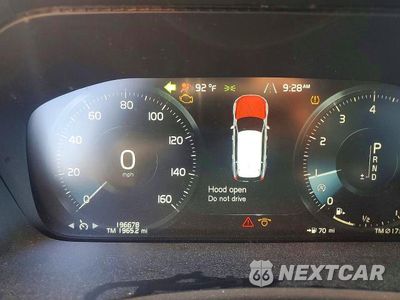 Zdjęcie 9 z 13 samochodu: 2016 VOLVO XC90 T6 VIN:YV4A22PK5G1083458 - miniatura