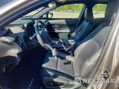 Zdjęcie 7 z 12 samochodu: 2021 LEXUS UX 200 VIN:JTHP3JBH2M2032374 - miniatura