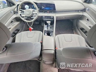 Zdjęcie 8 z 12 samochodu: 2024 HYUNDAI ELANTRA SEL VIN:KMHLS4DG7RU752348 - miniatura