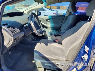Zdjęcie 7 z 12 samochodu: 2010 TOYOTA PRIUS III VIN:JTDKN3DU0A0045501 - miniatura