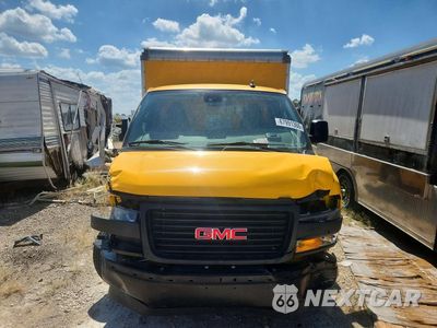 Piąte zdjęcie samochodu w środku: 2022 GMC SAVANA BOX TRUCK VIN:1GD07RFP3N1158771 - miniatura