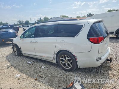 Drugie zdjęcie samochodu z przodu: 2017 CHRYSLER PACIFICA TOURING L VIN:2C4RC1BG8HR542348 - miniatura