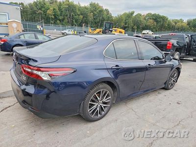 Trzecie zdjęcie samochodu z tyłu: 2021 TOYOTA CAMRY XLE VIN:4T1F11BK9MU036520 - miniatura