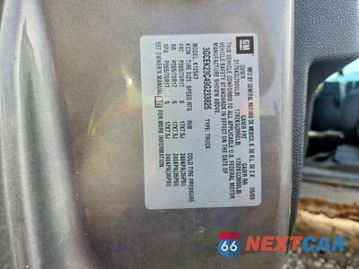 Zdjęcie 13 z 13 samochodu: 2009 CHEVROLET SILVERADO K1500 LT VIN:3GCEK23C49G233826 - miniatura