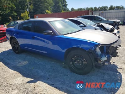 Czwarte zdjęcie samochodu z boku: 2020 DODGE CHARGER POLICE VIN:2C3CDXKT0LH127403 - miniatura