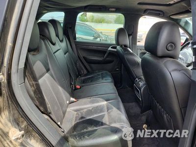 Zdjęcie 10 z 12 samochodu: 2005 PORSCHE CAYENNE TURBO VIN:WP1AC29P15LA91713 - miniatura