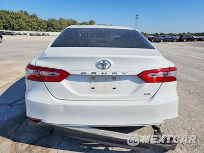 Zdjęcie 6 z 12 samochodu: 2018 TOYOTA CAMRY LE VIN:JTNB11HKXJ3004943 - miniatura