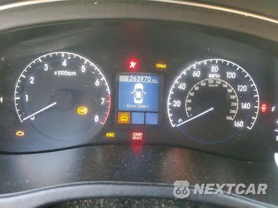 Zdjęcie 9 z 12 samochodu: 2012 HYUNDAI GENESIS 3.8L VIN:KMHGC4DD9CU153835 - miniatura