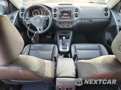 Zdjęcie 8 z 13 samochodu: 2016 VOLKSWAGEN TIGUAN S VIN:WVGBV7AXXGW582139 - miniatura