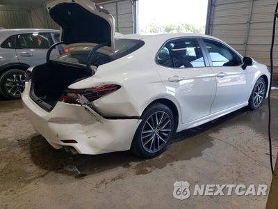 Trzecie zdjęcie samochodu z tyłu: 2021 TOYOTA CAMRY SE VIN:4T1T11BK8MU033921 - miniatura
