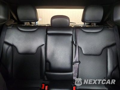 Zdjęcie 10 z 13 samochodu: 2024 JEEP COMPASS LATITUDE VIN:3C4NJDBN9RT118129 - miniatura